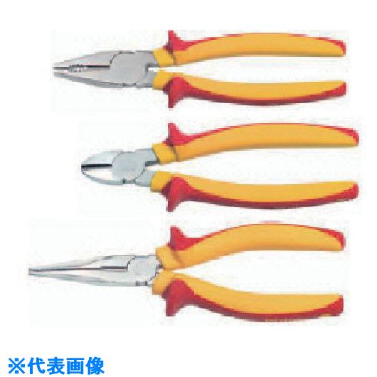 オレンジブック トラスコ中山　TRUSCONOGA 絶縁プライヤーセット 〔品番:Z9906VP3〕[ 注番:8535293]特長●DIN EN6900に従って製造されています。●AC1000Vまで絶縁します。仕様仕様2●絶縁プライヤーセット材質/仕上セット内容/付属品●Z0106VS180（絶縁ペンチ）・Z1206VS160（絶縁電工ニッパー）・Z0506VS200（絶縁ラジオペンチ）注意原産国（名称）ドイツJANコード4010995268527本体質量0gオレンジブック トラスコ中山　TRUSCONOGA 絶縁プライヤーセット 〔品番:Z9906VP3〕[注番:8535293]《包装時基本サイズ：351×235×44》〔包装時質量：907g〕分類》手作業工具》絶縁用品》絶縁ペンチ・ニッパ・プライヤー☆納期情報：メーカー取り寄品（弊社より発送）