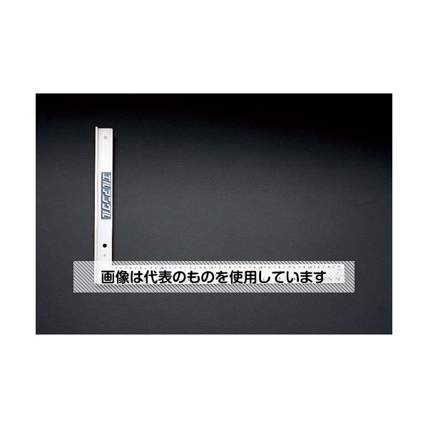 【アズワン AS ONE】実験室設備 工具類 工具、道具 ●電動丸ノコのガイド ●裏面無地 商品の仕様 ●メーカー：シンワ測定 ●型番：77858 ●全長：500mm ●目盛：460mm ●重量：560g ●長枝長(幅)×短枝長(幅)×ヘリ幅(厚)：500(40)×330(35)×20(5)mm ●材質：ステンレス+アルミ 【※ご注意ください】商品は代表の画像を使用しています。