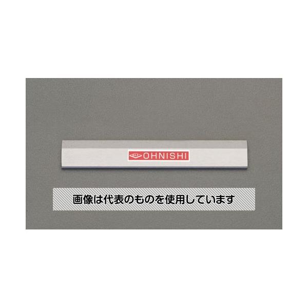 【アズワン AS ONE】実験室設備 工具類 工具、道具 ●一部が斜角になっています。 ●罫書作業に適してます。 商品の仕様 ●型番：141-600A ●材質：炭素工具鋼 ●研磨仕上げ ●長さ×幅×厚さ：600×40×6mm ●真直度：22μm 【※ご注意ください】商品は代表の画像を使用しています。
