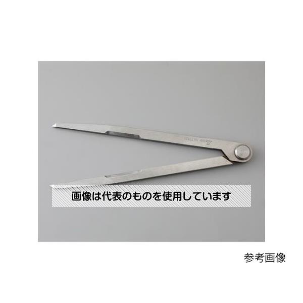 【アズワン AS ONE】実験室設備 工具類 工具、道具 ●硬質クロムメッキ処理・熱処理等が施された硬い金属にもケガけます。 ●先端端超硬チップ付なので摩耗しにくく長持ちします。 商品の仕様 ●測定範囲：半径250mm ●サイズ(W×D×H)mm：250×23×24 ●材質：炭素鋼 ●重量：320g 【※ご注意ください】商品は代表の画像を使用しています。