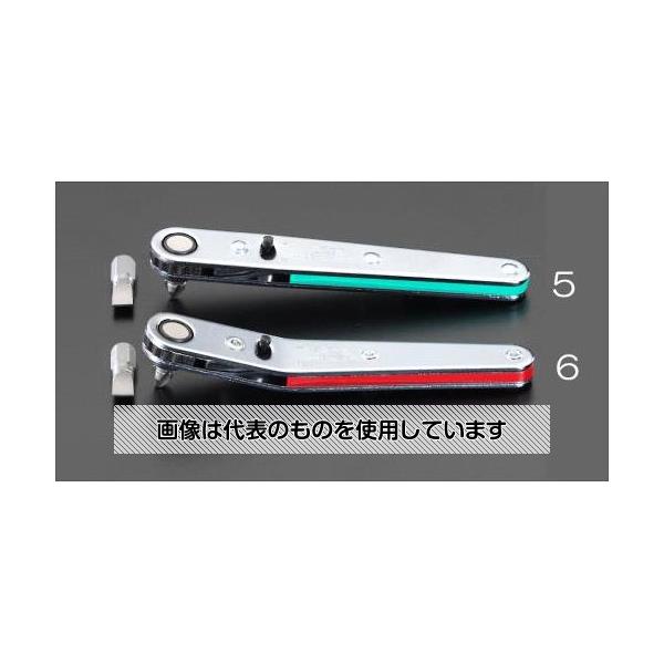 【アズワン AS ONE】実験室設備 工具類 工具、道具 商品の仕様 ●型番：425 ●六角シャンク：1/4” ●ラチェットハンドル：110mm ●ハンドル差込部にマグネット付 ●ラチェット左右切替式 ●ビット：(＋)＃2、(-)6mm ●ビット使用時でも厚さ21mmの薄型ヘッド部分 ●仕様：ストレート ●送り角度：22.5° 【※ご注意ください】商品は代表の画像を使用しています。