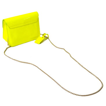 フルラ バッグ FURLA メトロポリス コーティング パテントレザー チェーン クロスボディ 斜めがけ ショルダー イエロー 225664【ブランド 新品 送料無料 誕生日 記念日 お祝い プレゼント 正規 人気 レディース 安心 保証 包装 即日発送 代引無料 】