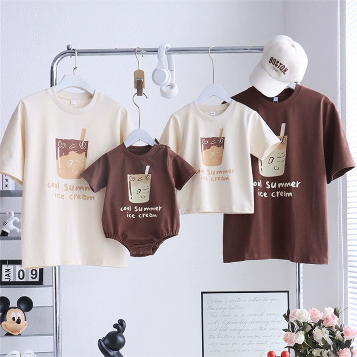 親子 ペアルック ロンパース ベビー服 赤ちゃん Tシャツ カバーオール おもしろ 親子ペア リンクコーデ 家族お揃い 兄弟 お揃い おそろい 女の子 男の子 パパ ママ キッズ レディース メンズ 出産祝日 プレゼント おしゃれ 家族写真 韓国 可愛い ベージュ コーヒー