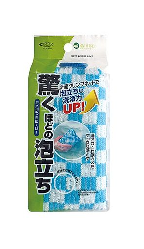 まめいた バススポンジ ブルー 幅8cmx奥行5cmx高さ17cm 湯垢 石けん汚れ 落とす 泡立ち ネット キズつけにくい BS-223