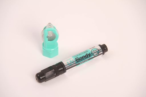 日本製UVBondy(ユーブイボンディ)ゴム状硬化スターターキットほぼすべてのものを接着、固定、塞ぐこと..