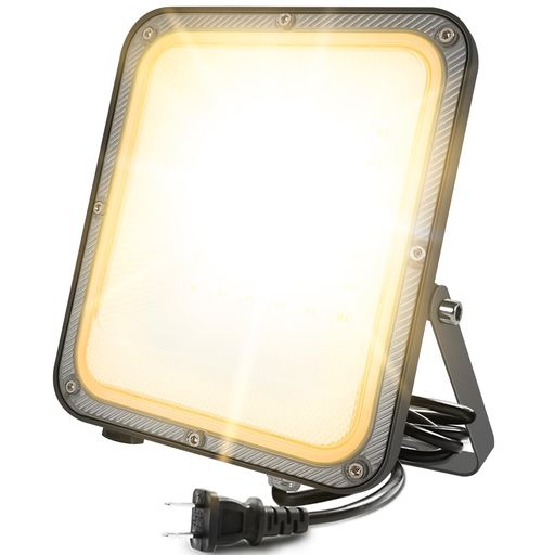 【LED投光器 30W規格】:高輝度SMDチップを採用、発光効率は非常に高い、極薄型30W LED投光器300Wに相当、普通のLED投光器より明るく、安定しています。接続線:2メートル、 入力電圧:100V 、光束:3900ルーメン 、色温度3000K(電球色)、放熱設計:アルミ材質と櫛形ヒートシンク 、定格周波数:50/60Hz、120°までの発光角度で、長距離&amp;広い放射範囲、今までのLED投光器より広い範囲の光源を提供いたします、寿命:約6万時間。 【2mコード付き&amp;高放熱構造】:お客様の声に応じて登場:従来品(1mコード)よりコードの長さを2mに改良して、設置時の自由度を高めることができ、led投光器の設置範囲が広くなります。本体は高品質アルミニウム合金と30mmヒートシンクを採用して、led投光器の表面積を増加させることで、放熱性、安定性、信頼性がさらに向上します。 【コンパクト設計・IP66防水で屋外に設置可能】:極薄型設計により厚さは僅か30mmに加えて!従来のLED投光器と比べて、より軽量、より薄く、より取付簡単です。コンパクトで軽量の設計で取付の自由度が上がります。