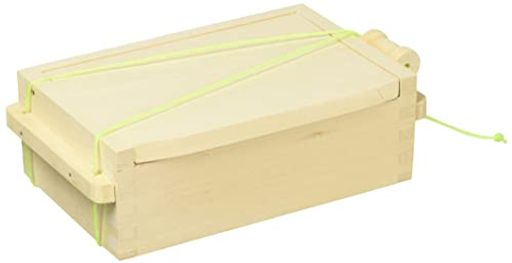 コトブキヤ 木製エサ箱A 大 W-089 (エサ箱 エサバッカン) ■木製 ■サイズ:w17x11cmx5.5cm ■紐:グリーンはるかに小さいコトブキヤ エサ箱 エサバッカンはるかに大きい