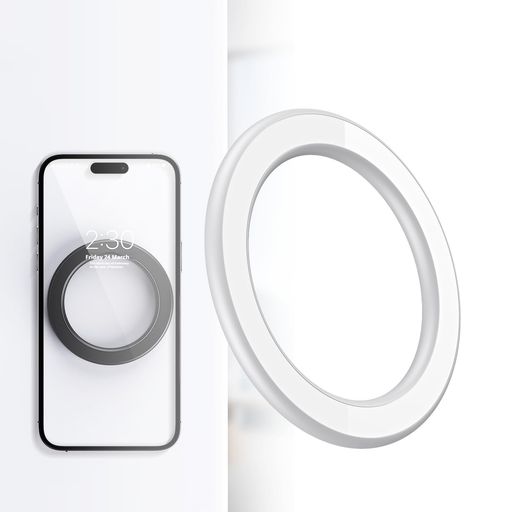 【多用途で便利】シンプルなリング型の壁掛けスマホ用ウォールマウントで全機種互換はもちろん、壁や浴室、洗面所、車内、ダッシュボード、キッチン、化粧台などDIYのどんな場所にも簡単付着で活躍できるスマホマグネットホルダーです。レシピを見ながらの料理や、家事をしながらのエンタメ鑑賞、リラックスしたバスタイムの動画視聴、フィットネス中の音楽や映像鑑賞に最適です。 【装着・脱着簡単】 iPhone、Androidスマートフォンなどを縦でも横でもお好みの角度で装着可能です。マグネットによって、装着して、デバイスはスタンドに貼り付けて360°回転できます。片手でも取り付けたり、脱着したりします。 【強力な磁石でスマホ固定】 強力な磁気吸着マウントシートで付け外しができるのでスマートフォンに跡を残しません。また、Magsafe対応リングの磁気で貼り付けたまま360°回転しながら映像や電話なのも楽しめる便利なマグネット壁掛けスタンドステッカーです。ホルダーの裏側は強力な両面粘着テープで製造されており、平らな場所に安定して留まります。