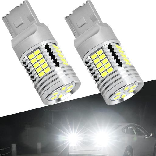 バックランプ ■ソケット:T20 LED バックランプ専用(T20シングル| 7440 W21W WY21W 純正交換用 ピンチ部違い兼用)■ルーメン実測値:2000lm(1灯分)■対応電圧:12v/24v(トラック適用)■発光色:6000kホワイト■消費電力:16W(1灯分)■極性:なし■適合性:日本車対応(ハイブリッド車 EV車対応)■長さ:ほぼ純正サイズ ■4000LM超高輝度:後退灯専用高品質LEDチップ、死角のない360度全方位照射仕様。バック時の視野は純正より大幅広くなる、後方の障害物をはっきり見える(車検対応2000LM*2灯)。 ■後方確認しやすい均一に配光:直視できないぐらい爆光バルブより、SINMAIT T20LEDバックライトは視認性を重視され、夜でも駐車場の白線がはっきり見えるのを追求する。バックモニターから夜見える距離が倍増しくらいになって、車庫入れも少し楽に感じます。 ■360度全表面放熱で長寿命:放熱性が優れた合金製ボディー、従来のモデルより通気穴4個増設。プラスチック製のバックバルブより、放熱面積を4倍以上に増加。