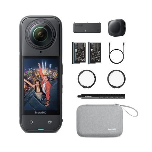 デュアル1/1.28インチセンサーによる8K30fps 360度動画:最大8K30fpsのデュアル1/1.28インチセンサーで、圧倒的なディテールを撮影。よりクリアで、色やダイナミックレンジも強化されており、壮大な冒険や日常の瞬間などを、より鮮明で没入感のある360度動画で撮影できます。 トリプルAIチップ設計、より優れた低照度性能:厳しい照明下でも自信を持って撮影できる。X5のトリプルAIチップデザインは、高度なノイズリダクションと画像処理を可能にし、薄暗い場所や夜間でも鮮明で鮮やかな映像を提供します。 見えない自撮り棒:自撮り棒が映像から消えるので、不可能とも思える三人称視点での撮影ができます!すべてを360度で撮影し、後からAIアシストリフレーミングを使ってアングルを選べます。 InstaFrameモード:即シェアできるフラット動画を瞬時に入れよう。オートフレーミングを選んでカメラに追尾させるか、固定アングルに固定しよう。360度動画を後でプレビューして、予期せぬ瞬間も追加しよう。 FlowState手ブレ補正+360度水平維持:ジンバル不要。