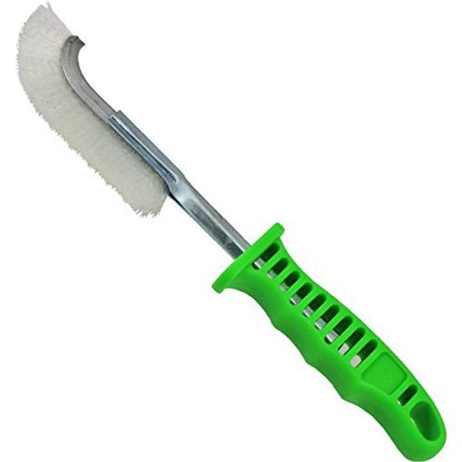洗浄や掃除に。 握りやすいグリップ付きワイヤーブラシ (チャネンルブラシ)。 力を掛けやすい先曲りブラシ。 材質:ナイロン