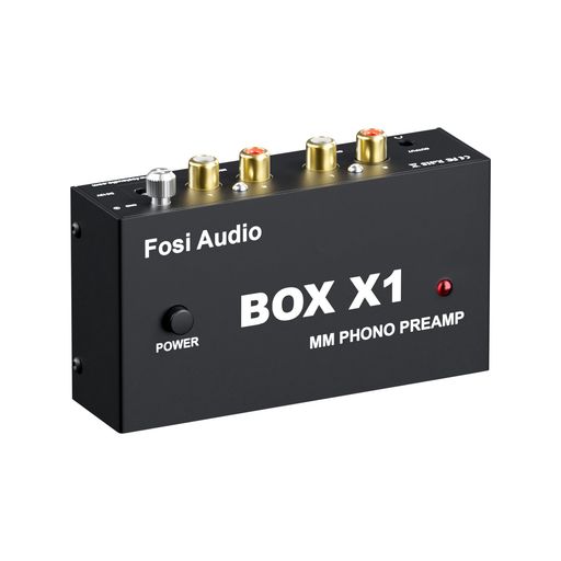 【超小型フォノプリアンプ】 Fosi Audio BOX X1フォノプリアンプは、ターンテーブルの音質をラインレベルに変換して、音声と音量を改善します。ポータブルで耐久性のある金属シェル付きの超小型フォノプリアンププリアンプ。超低騒音のオーディオ性能と優れた音質を提供し、歪みを低減します。ブラックテープレコーダー/プレーヤー/ステレオ/DJミックス対応で、DIYが欲しい家庭オーディオシステムに役立ちます。※ BOX X1はMMカートリッジ専用のフォノプリアンプです。MMカートリッジ入力端子のみを搭載しており、その他の音声入力端子は備えておりません。 【優れた音質の向上】フォノプリアンプは、ターンテーブルのフォノオーディオレベルをスピーカー/ステレオレシーバーに適したラインレベルまで上げ、音量を上げて音質を向上させます。注:RCAのライン出力とAUXヘッドフォン出力を同時に出力することができます。 【製品パラメータ】入力コネクタ:MMターンテーブル入力、アースポスト入力、12V DC入力 MMターンテーブル入力、アースポスト入力、12V DC入力。出力コネクタ :3.5MMヘッドフォン出力、RCA出力。