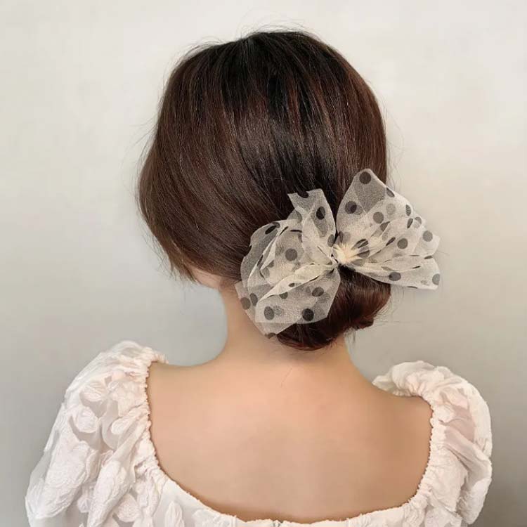 【送料無料】おだんご　ヘアアクセサリー　お団子ドーナツ　お団子　簡単　まとめ髪　花火大会 結婚式　パーティー　就職活動 就活外出 ビーチ 夏祭り 女性 女の子　髪飾り　ワイヤー　ヘアー　メーカー　ヘア　韓国　細い髪