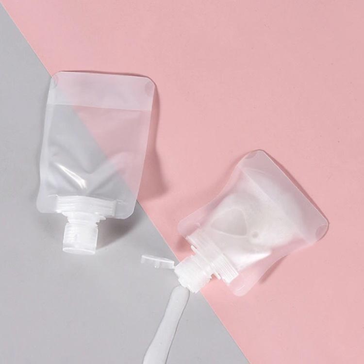 携帯用詰め替え容器 7個セット 100ml 50ml 30ml PET 軽量 トラベルポーチ 小分け袋 透明 シェル シャンプー クリーム 化粧水 洗顔料 乳液 携帯便利 出張用 旅行用 送料無料 firststep2-10002907 firststep サンプル画像3