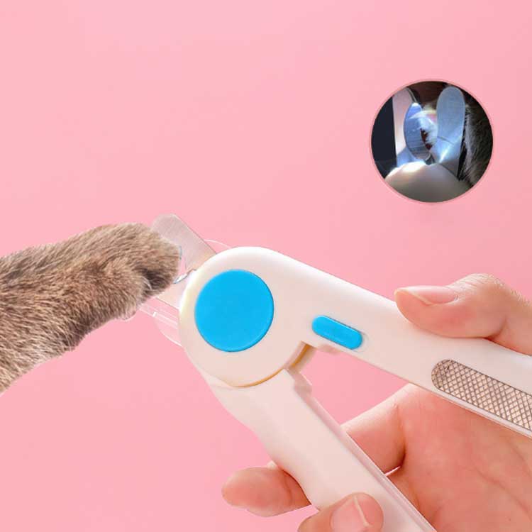 firststepの送料無料 ペット 爪切り 光る LEDライト 犬用爪切り 猫用爪切り 爪とぎ付き つめ切り 安全 小型動物用 犬 はさみ ステンレス製 ネイルクリッパー ネイルケア 衛生用品 扱い簡単 ミニ 軽量 持ちやすい 猫 爪切り 中小型犬 猫用 おしゃれ かわいい 簡単 ペットグッズ｜アングル3
