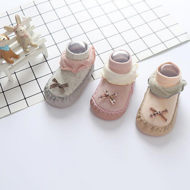 ブーティー ルームシューズ ファーストシューズ 靴下 ベビー 赤ちゃん リボン フリル 滑り止め 男の子 女の子 可愛い ショートソックス ソックスシューズ 幼児 室内履き アニマル 動物 おしゃれ 送料無料