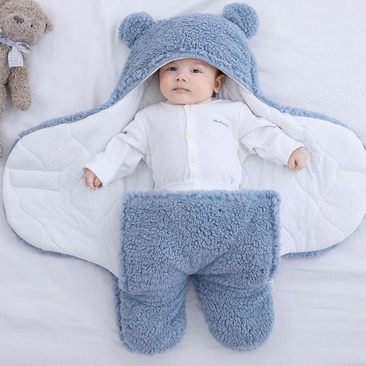 新生児 赤ちゃん 足付きおくるみ ベビー ブランケット フリース ふわふわ タオルケット 寝袋 防寒 赤ちゃん ロンパース クマ耳付き かわいい ベビー服 肌着 男の子 女の子 子供 カーバオール ベビー ギフト 出産祝い インスタ映え 前開き 無地 秋冬 3