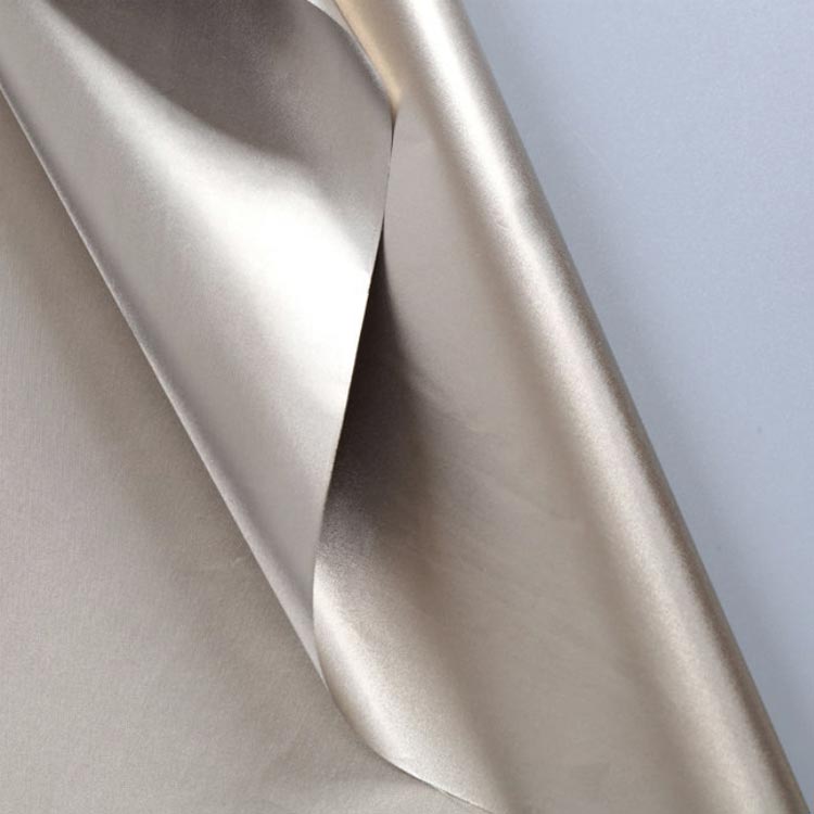 電磁波防止 電磁波遮断シート 電磁波対策 電磁波防止グッズ 生地 RFID 110×100cm スキミング対策 マタニティの対策 電磁波過敏 電磁波カット 電磁波防止 シート 電磁波ブロック 送料無料 2