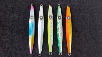 2018年NEW八戸FC250gジグ、ヒットマン(ブリ、タラ、根魚用)