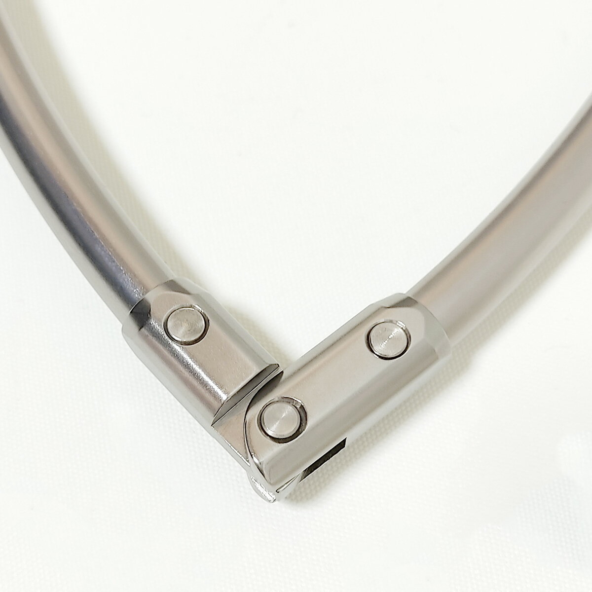 【NEW】UlTiMaアルテマチタン玉枠タモ枠40cmレッド頑丈四つ折り折りたたみ式