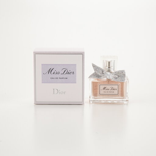 【5月1日-5月6日限定★クーポン配布中】クリスチャンディオール Christian Dior コスメ 香水・フレグランス ミス ディオール フレッシュ & センシュアル フローラル オードパルファム 30ml フィットハウス 【5月1日-5月6日限定★クーポン配布中】クリスチャンディオール Christian Dior コスメ 香水・フレグランス ミス ディオール フレッシュ & センシュアル フローラル オードパルファム 30ml フィットハウス