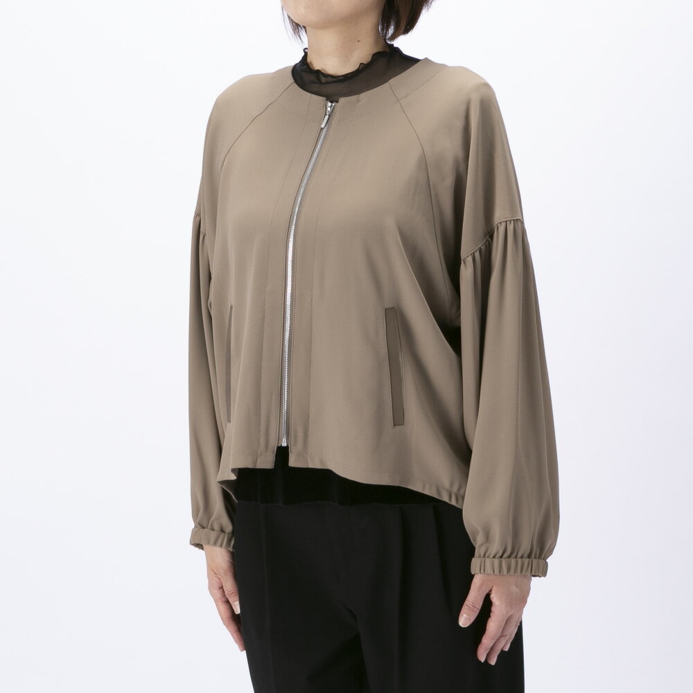 ノアジェ NOA-GE ツイル バックプリーツ ブルゾン ジャケット 121-5599-1304/47　　フィットハウス