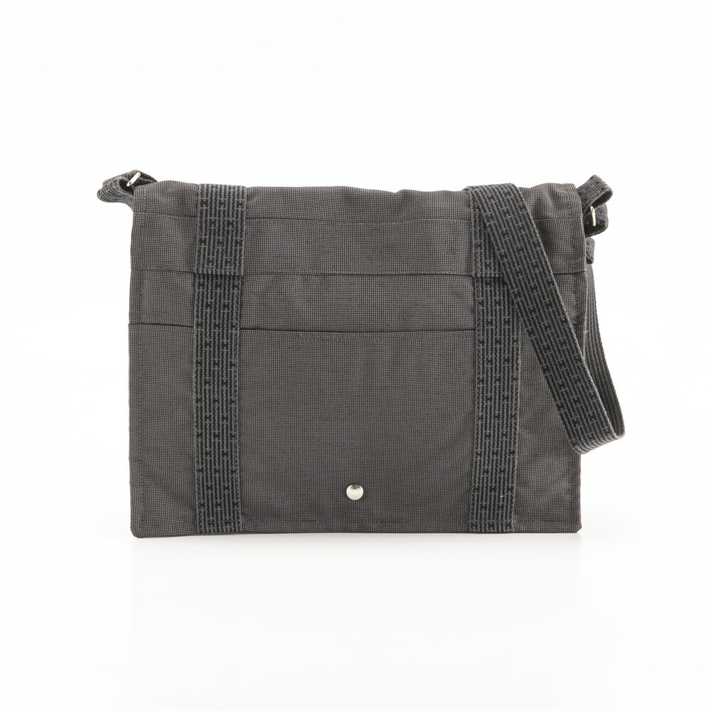 【お買い物マラソン期間中ポイント10倍】【ヴィンテージ・中古】エルメス HERMES ショルダーバッグ エールライン バサス MM 101057M　　フィットハウス