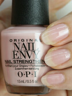 【定形外送料無料】OPI(オーピーアイ) NAIL ENVY ネイルエンビーカラーNL-222 Bubble Bath(バブル バス)(カラー＋爪強化剤) opi マニキュア ネイルカラー ネイルポリッシュ セルフネイル 速乾 トリートメント ベージュ ピンク シアー 透明 補強