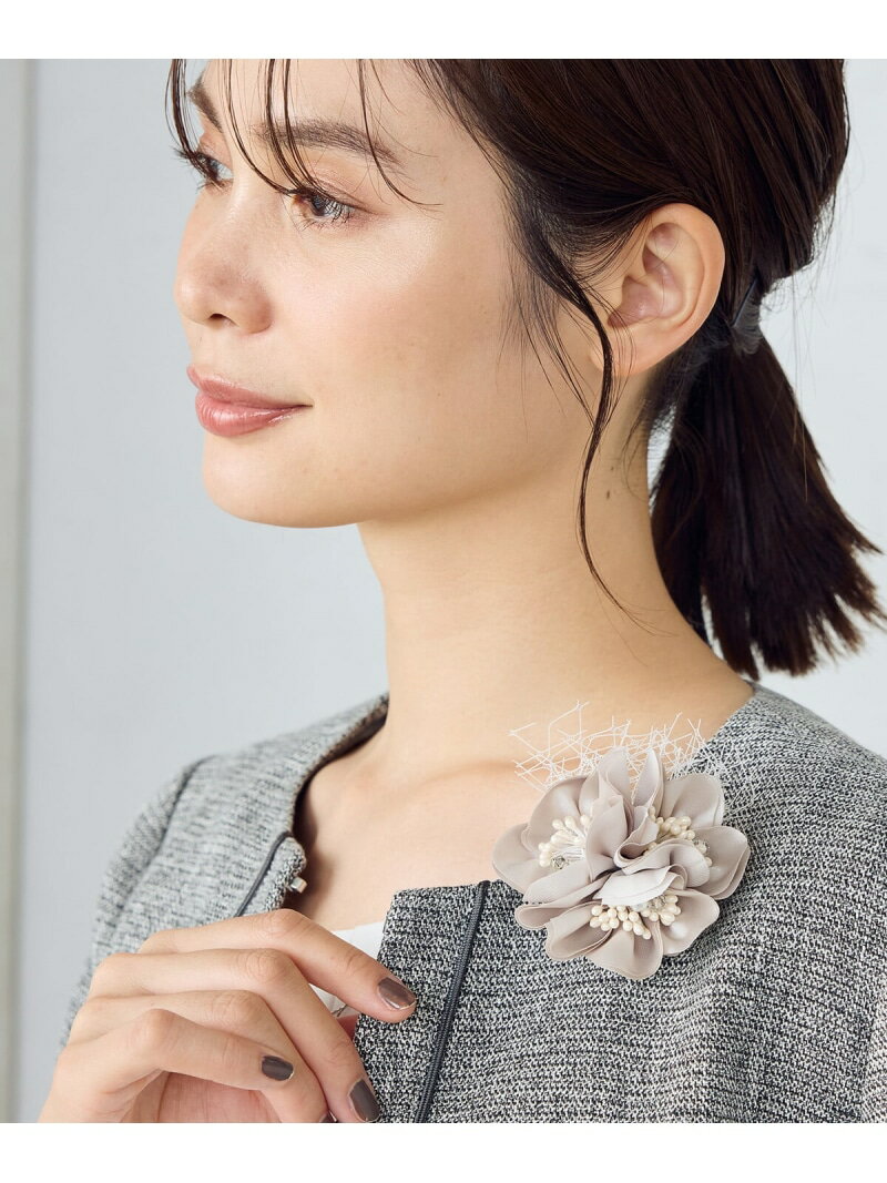 2WAYフラワー*チュール コサージュ COMME CA ISM コムサイズム アクセサリー・腕時計 ブローチ・コサージュ・バッジ ピンク グレー ネイビー[Rakuten Fashion]
