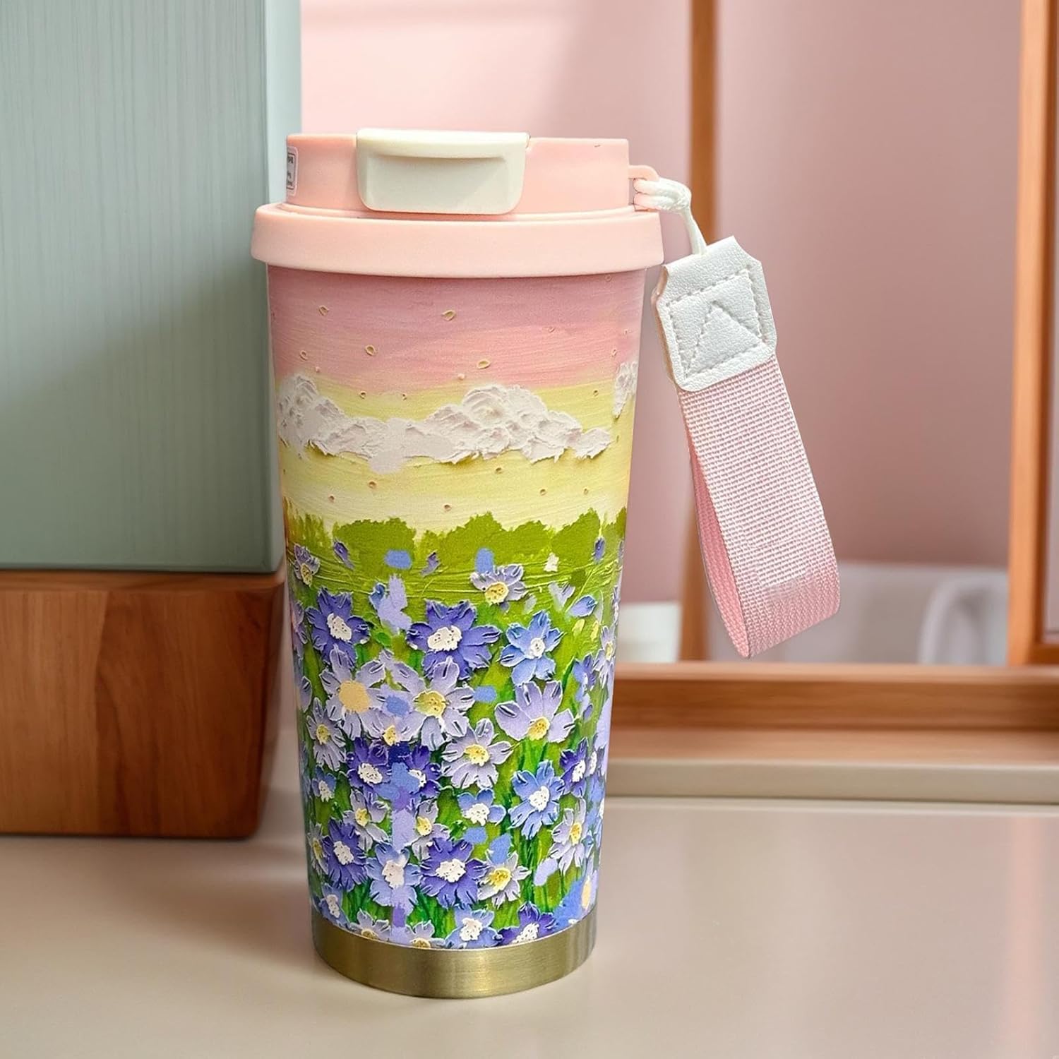 蓋 サーマルコーヒーカップ フラワーパターン断熱タンブラー 安全なスナップ閉鎖とポータブルデザイン 500ml ホットまたはコールド飲料用 人気リークプルーフコーヒータンブラー