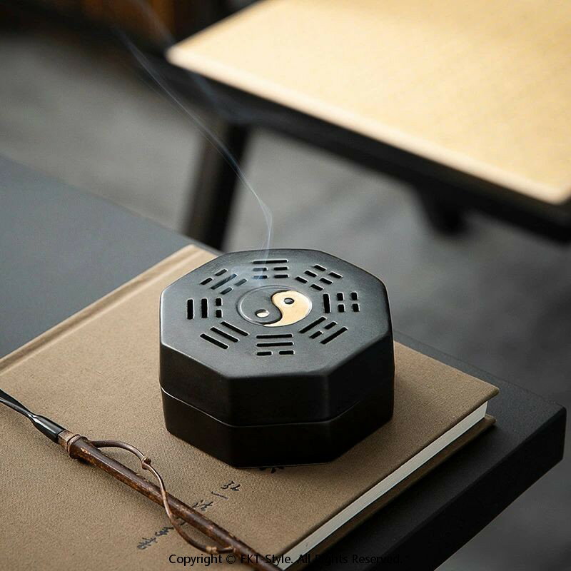 香炉 お香立て 陶器 蓋付き 太極八卦 線香皿 仏壇用香炉 香皿 お香ホルダーアンティーク 香立 香立て 渦巻き香・塔香・香篆・線香用 癒し 香道 茶道用品 リラックス 瞑想 睡眠 書斎 座禅 ヨガ インテリア 置物