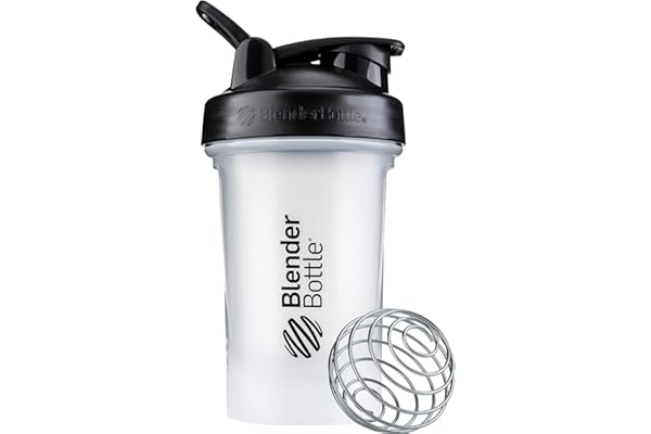 -数多くのトレーニーやフィットネス愛好家に愛され続ける世界基準のプロテインシェイカー「BlenderBottle Classic 20oz（ブレンダーボトル クラシック 20オンス）」です。革新的な機能と洗練されたデザインが融合し、日々のプロテイン摂取や水分補給を劇的に進化させます。■驚くほど滑らかなミキシングを実現する独自システムブレンダーボトル最大の特徴は、特許を取得している独自のミキシングシステムです。ボトル内に入れる手術用グレードの最高級ステンレス（316サージカルステンレス）製「BlenderBall（ブレンダーボール）」が、まるで泡立て器のようにボトル内で自在に動き回ります。これにより、ダマになりやすいプロテインパウダーや難消化性デキストリン、プレワークアウト用のサプリメントも、数回シェイクするだけでダマを残さず驚くほど滑らかに溶かすことができます。■さらに進化を遂げた革新的なアップデート最新モデルとなる本製品は、従来の使いやすさはそのままに細部をさらにブラッシュアップしました。ボトルの底面を「ラウンドベース（丸みを帯びた形状）」に改良したことで、パウダーが底の隅に溜まるのを徹底的に防ぎ、完璧なミキシングをサポートします。また、衛生面を考慮した「SpoutGuard（スポウトガード）」を新搭載。ジムの器具を触った汚れた指で直接飲み口に触れることなく、フリップキャップを開閉できるため、いつでも清潔な状態をキープできます。■使いやすさと耐久性を追求した安心設計高品質で安全なBPAフリー（ビスフェノールA不使用）およびフタル酸フリーのプラスチック素材を採用しており、安心してお使いいただけます。しっかりと閉まるネジ式のリッド（蓋）と、パチンとロックできるスナップフィット式のフリップキャップにより、バッグの中に入れて持ち運ぶ際や、激しくシェイクするときも液漏れの心配がない優れた気密性を誇ります。持ち運びに便利な可動式のキャリーループ（取っ手）も付いており、ジム内での移動やバッグへの取り付けも簡単です。■スタイリッシュなクリアブラック＆実用的なサイズ感カラーはどんなスポーツウェアやギアにもマッチする、スタイリッシュで高級感のある「クリアブラック」。容量は使い勝手の良い約600ml（20oz）サイズです。本体にはオンス（oz）とミリリットル（ml）の両方で計量目盛りがしっかりと刻まれているため、水分量の調節も一目でわかり大変便利です（※目盛りは400ml/14ozまで）。広口仕様となっているので、大きなスクープのプロテインでもこぼさずに投入でき、使用後の洗浄も底まで手が届きやすく、食洗機にも対応しているためお手入れの手間がかかりません。プロテインシェイクはもちろん、スムージーやスポーツドリンク、日々の水分補給用のウォーターボトルとしてもマルチに大活躍。ジムでのワークアウト、ヨガ、ランニング、オフィス、旅行など、アクティブな毎日をサポートする究極のシェイカーボトルです。確かな品質のブレンダーボトル正規品を、ぜひあなたのフィットネスライフにお役立てください。