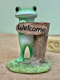 材質：ポリレジン サイズ：7.0×5.1×9.2センチメートル