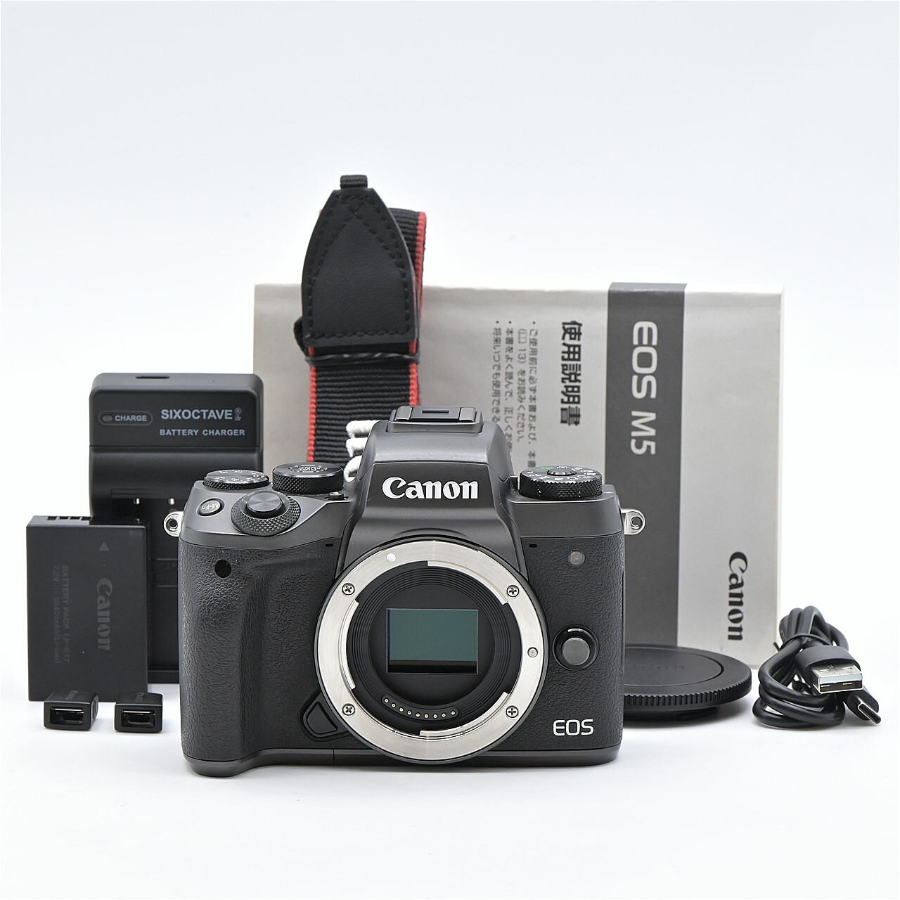 Canon キヤノン EOS M5 ボディ ミラーレス一眼レフカメラ【中古】