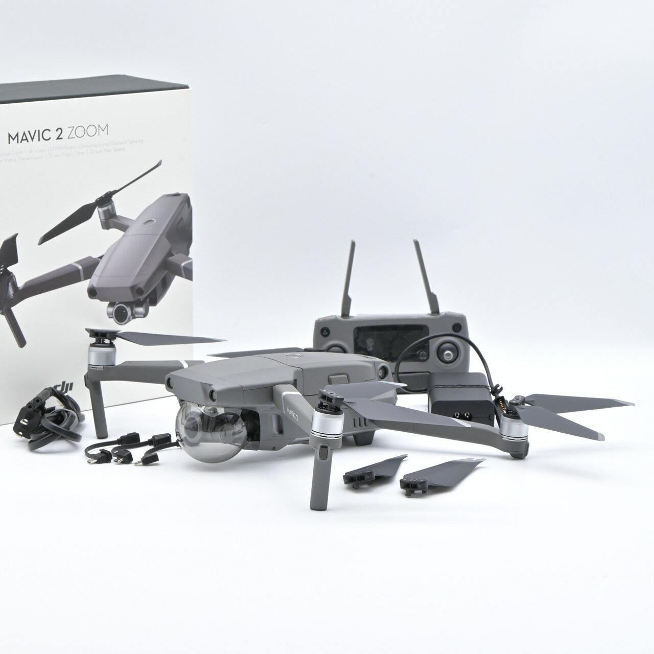 DJI ディージェーアイ Mavic 2 Zoom ビデオカメラ【中古】