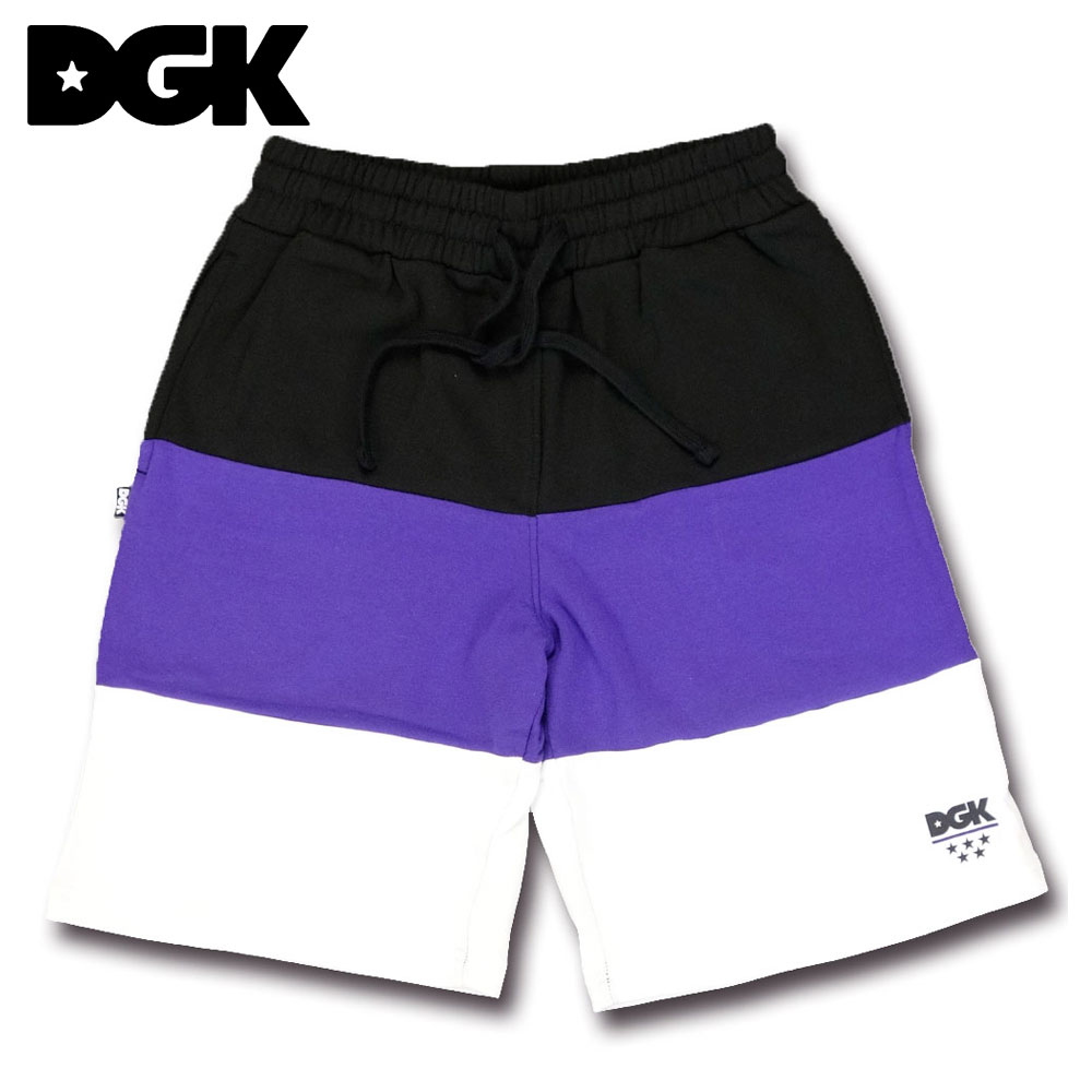 商品詳細 【ブランド】 DGK/ディージーケー 【アイテム】 スウェットショーツ ハーフパンツ/DGK Arena Fleece Shorts 【商品説明】 プロスケーターStevie Williams（スティービー・ウィリアムス）の作り上げた、スケート &amp;アパレルブランド【DGK】より【DGK Arena Fleece Shorts】の登場！ブラック、ホワイト、パープルのトイトーンカラーが印象的。左の裾にスクリーン印刷された定番ロゴのアクセントが○デイリーユースはもちろん、ジムやフィットネスニッもおすすめのアイテム。 【サイズスペック】 ウエスト｜S/｜M/73~75｜L/78~90 もも幅｜S/31｜M/31｜L/32 股下｜S/24｜M/25｜L/26 裾幅｜S/31｜M/32｜L/32 【予め御了承下さい】 ・伸縮性のアイテムなど、商品の都合上サイズスペックには多少の誤差が生じることがございます。 ・商品の画像は実物により近い撮影をしておりますが、照明のあたり具合、御覧になる環境(ブラウザ・モニタ等)によって、若干の色合い等が変わって見える場合がございます。 ・在庫は常にリアルタイムな更新を心がけておりますが、他サイトとの売り違いがあった場合は商品をご用意できないがございます。