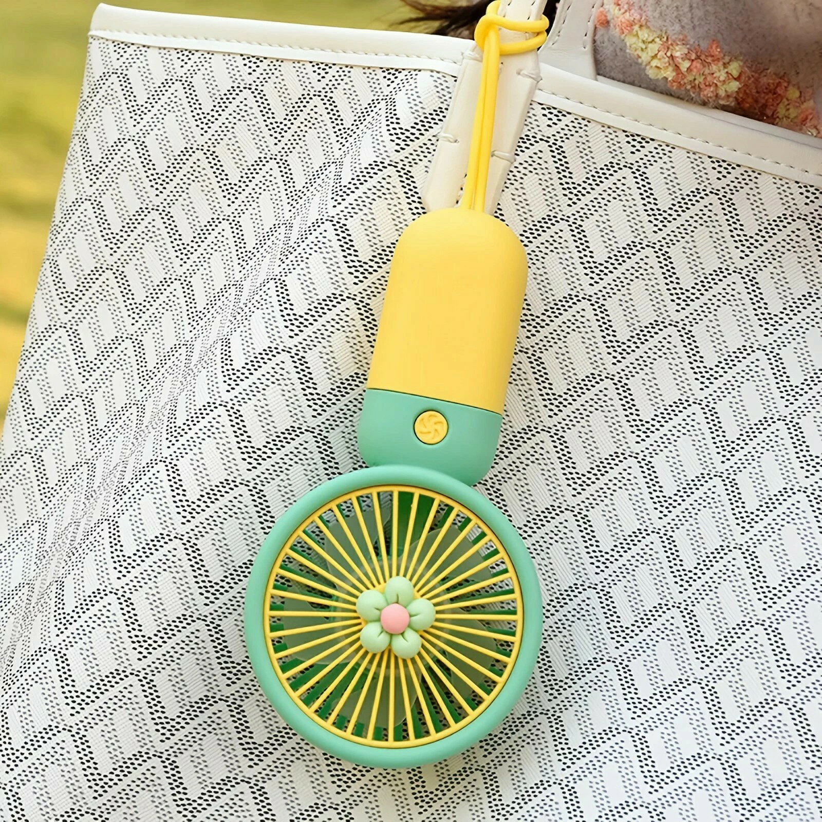 扇風機 ハンディファン ポータブルファン 手持ち扇風機 軽量 静音 ポータブル扇風機 可愛い 夏の花 カラーブロック ミニハンドヘルド 小型ファン USB 充電ファン ミニ扇風機 小型扇風機 コンパクト 携帯扇風機 ンパクト ハンディ扇風機