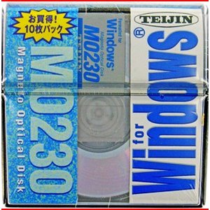 こちらはアウトレット商品となっております。 経年劣化のため、一部パッケージに破れがあったり、ケースが割れている場合がございますが、商品には問題ございませんので安心してお使いいただけます。 返品交換不可となっておりますので、あらかじめご了承ください。 【製品仕様】 ■型番：TMO-230W10P ■JANコード：4987294043134 ■規格：3.5インチMOディスク ■用途：データ記憶用 ■容量：230MB ■枚数：10枚 ■ケース：プラケース ■ファイルシステム：Windows/DOSフォーマット済 ■メーカー名：TEIJIN