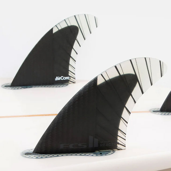 FLEAboardshopの【ネジプレゼント】FCS2 エフシーエス ツー サーフボード フィン FCS II REACTOR TRI FIN PC-Carbon AirCore 3本set 正規品 ship1｜アングル3