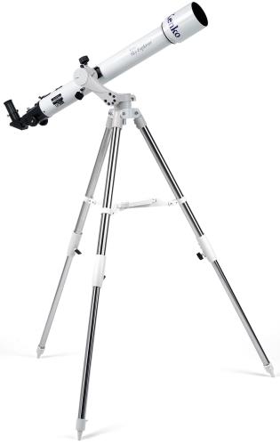 買ったらすぐ使用できる！KenkoのSky Explorer屈折式望遠鏡セット観測に必要なものがひとつになった初めての方でも扱いやすいフリーストップ式の口径70mm望遠鏡セット 月のクレーターや土星などの惑星の観測にぴったり口径70mm、焦点距離900mmのSE70Aを採用 フリーストップ式のスタイリッシュな経緯台 AZ5mini観たい位置に合わせて手を離せば簡単にセッティング可能！全周微動ハンドルで微調整も簡単。大体の位置が確定した後は微動ハンドルを回して簡単に調整ができます。※別売のKenko フレキシブルハンドルの併用でより楽な姿勢でのセッティングが行えます。 安定性のあるステンレス製三脚望遠鏡、架台を搭載してもしっかり安定するステンレス製の三脚が付属します。場合に応じて高さの調節が可能です(伸縮範囲: 680～1100mm) 付属品: 鏡筒、経緯台、三脚、天頂ミラー、アイピースx2(25mm(36倍)、10mm(90倍))