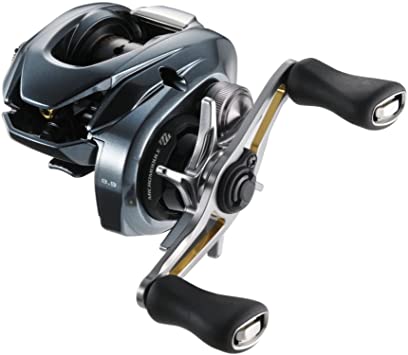 特殊:B09R9N1KBBコード:4969363044013ブランド:シマノ(SHIMANO)商品重量:234この商品についてギア比：8.9 / 最大ドラグ力(kg)：3.5最大巻上長(cm/ハンドル1回転)：81 / スプール 径/幅(m...