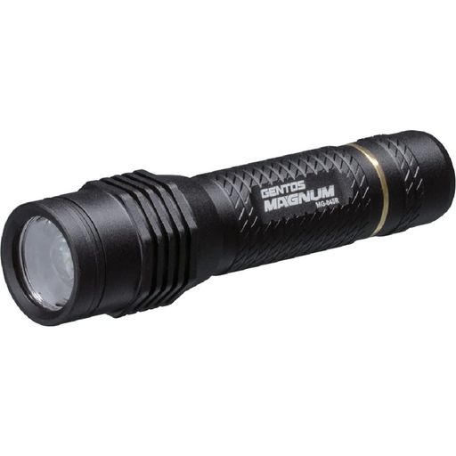 サイズ:約直径31.2x118.7mm 本体重量:約107g(電池含む) セット内容・付属品:本体、ストラップ、専用充電ケーブル、専用充電池 明るさ:High/300ルーメン、Mid/150ルーメン、Eco/50ルーメン 使用電池:専用充電池 使用光源:高輝度チップタイプ白色LEDx1灯 実用点灯:High/3時間、Mid/7時間、Eco/19時間 機能:2m落下耐久、耐塵・耐水仕様(IP66準拠) 最大照射距離:約141m