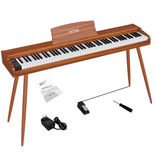 【快適なピアノ演奏体験】IKTMI88鍵電子ピアノは、本物のピアノに近いメカニカルなリズムを持つベロシティセンシティブ鍵盤を搭載しており、鍵盤の強弱によって音の強弱を表現することができます。また、鍵盤は本物のピアノと同じ大きさなので、エントリーモデルでもグランドピアノのような演奏体験ができます。 【豊富な機能】移調、自動伴奏、ベロシティ調整、メトロノームなど、多彩な機能に対応した鍵盤ピアノです。フランス製最高級DREAMデジタル音源を搭載し、グランドピアノに迫る表現力と臨場感、力強くきらびやかな音色、豊かな低音の響きを実現しました。2人同時に演奏が楽しめる2人鍵盤モードも搭載。 【スタイリッシュな外観デザイン】この電子ピアノのスタイリッシュな外観デザインと温かみのあるログカラーはどんな場所にもマッチし、伝統的なアップライトピアノよりも薄くて軽く、電子ピアノスタンドの支持脚は床を傷つけないように設計されており、スペースを取らずに部屋に絶妙なハイライトを加えます。