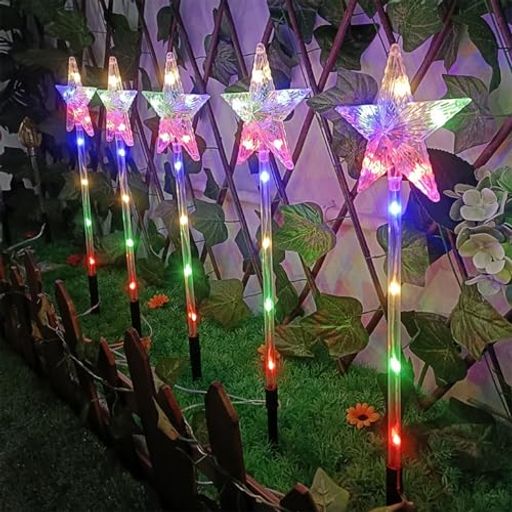 【5 in 1 カラー/暖かい白 クリスマス ストリングライト】裏庭でも室内でもクリスマスツリーやクローゼットでも飾り付けることができます。カラーの柔らかさ、眩しくないし、暖かい雰囲気、家族や友達とクリスマスを楽しく過ごしましょう。 【8種類の点灯モード】点灯モードは自分で調節でき、フラッシュ、スローフラッシュ、常時点灯などがあります。4色が順番に点滅して、とてもきれいです 【ソーラー充電】スイッチをオンにして、直射日光の下に置いて、日中は太陽光で自動的に充電し、暗くなると光センサーが感知して、ライトが自動的に点灯します。満充電状態で約8時間点灯できます。 【IP65防水】防水仕様ですので、水しぶきの心配はありません。屋内での飾りはもちろん、屋外でも雨や雪の日にも安心でご利用いただけるようになります。 【幅広い用途】クリスマス、ハロウィーン、パーティー、結婚式などいろいろな祭りに適合です。ご家庭のお庭やベランダ、玄関はもちろん、お店周りとホテル、商業ビル、フェンス、窓、クラブ、コンサート、カラオケ、ファッションショー、ダンスホール、レストラン、広場、街路樹に最適なライト。