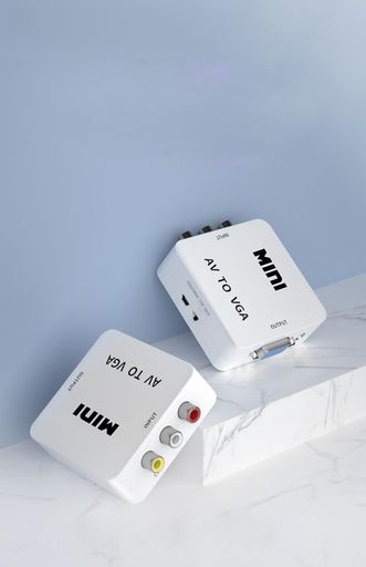 AVtoVGA変換アダプタ、HOUREIHOU金メッキRCA右向き矢印VGA出力ビデオ変換アダプタUSB給電1080P対応(給..