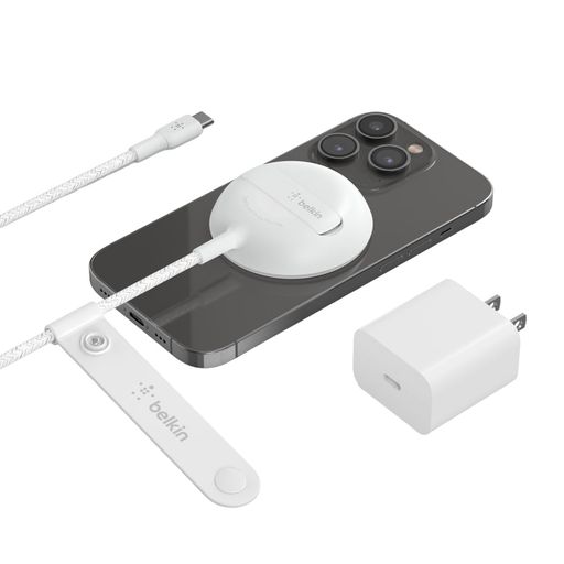 BelkinMagSafe認証ワイヤレス充電パッドiPhone15/14/13/12最大15W急速充電キックスタンド付きホワイトWIA004btWH