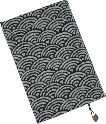 手作り工房FUJITAブックカバー文庫本サイズ日本製青海波模様そろばん玉のしおり付きハンドメイド和雑貨和小物和柄古典柄