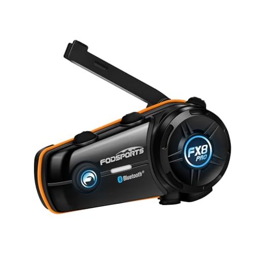 【音楽聴きながら通話インカム&amp;アプリ対応】FX8 PROはFODSPORTS初のデュアルBluetoothチップ設計のインカムです。オーディオ(音楽/ナビ)を聞きながらインカム通話ができる機能を搭載しており、これはデュアルチップだからこそ成せる業なのです。一つはインターコム通信をコントロールし、もう一つはオーディオをコントロールします。QCCチップを採用し、従来のフッドスポーツインカムに比べて、Bluetooth互換性がより強く、接続がより安定し、消費電力がより低いです。「FOD HRSQS音質向上スピーカー」FODSPORTS社は新たに開発した高音質スピーカーHRSQSにより、通話エコーや周り騒音などを除去し、相手の通話音声をクリアに聞こえます。「ENC&amp;CVC&amp;マイク低減三重ノイズキャンセル」ENCとCVC二重ノイズキャンセル技術を導入して、プロのノイズ低減マイクを搭載し、通話音質をより鮮明になりました。「アプリ対応」2.1バージョン以降の本体は、「Fodsports Connect」をダンロードすると、アプリ対応します。
