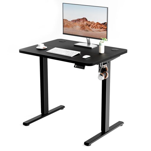【商品仕様】 製品名:電動式昇降デスク 天板サイズ:幅80cm x 奥行60cm 天板厚さ:1.5cm 耐荷重:70kg 本体材質:鋼鉄合金 高さ調節範囲:73cm ~ 118cm この電動デスクは、多様な体型に合わせて高さを調節でき、快適な作業環境を提供します 【耐久性を考慮した設計】 ERGOMAKERの昇降式デスクは、昇降支柱接合部に強度のある素材を使用し、安定性を重視した構造です。社内試験基準に基づき、5万回の昇降耐久試験を実施済みです。日常的な使用にも対応できる仕様となっています。 【高さ調整で作業姿勢をサポート】 73cmから118cmの範囲で、使用者の体格や作業スタイルに応じた高さ調整が可能です。ボタン操作で簡単に昇降でき、立ち作業と座り作業の切替えがスムーズに行えます。2つの高さを記憶できるメモリー付きです。 【静音モーターと耐荷重設計】 動作音は約40dBで、作業中に周囲への影響を抑えます。フレームとモーターは70kgまでの荷重に対応しており、複数モニターや周辺機器を設置した状態での昇降にも対応しています。