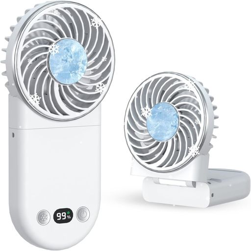 🏆 🍨【コンパクトなのに強力送風&amp;冷却プレート搭載&amp;LCD液晶画面表示機能付き携帯ファン】空気力学に基づいたデザインにより、小型なのに送風は強い!7枚の羽根が搭載されて効率的に送風することができます。この冷却プレート内蔵の携帯扇風機、風を送るだけでなく、冷却スイッチを押すと冷却プレートが瞬時に冷却。 頬や額、手首、首元に当てるだけで、ひんやりとした涼感が広がります。真夏の酷暑の中でも、肌表面温度を外気温から最大20°Cも下げ、ほてった顔を素早くクールダウン。熱中症予防に最適なアイテムです。 ハンディファンさらに高精細LCD画面を搭載,バッテリー残量が一目で確認できるので、充電タイミングを逃しません。 🏆 🍃【手持ち/首掛け/卓上3WAY&amp;7枚羽根】携帯扇風機は手持ち扇風機・卓上扇風機・首掛け扇風機3つの機能を同時に兼ね備えています。扇風機本体にストラップ取り付け穴を備え、付属のストラップと併用すると首掛け扇風機として使え、両手が解放するため、長時間使っても疲れにくく、作業中やスポーツなどの場合に勧めします。